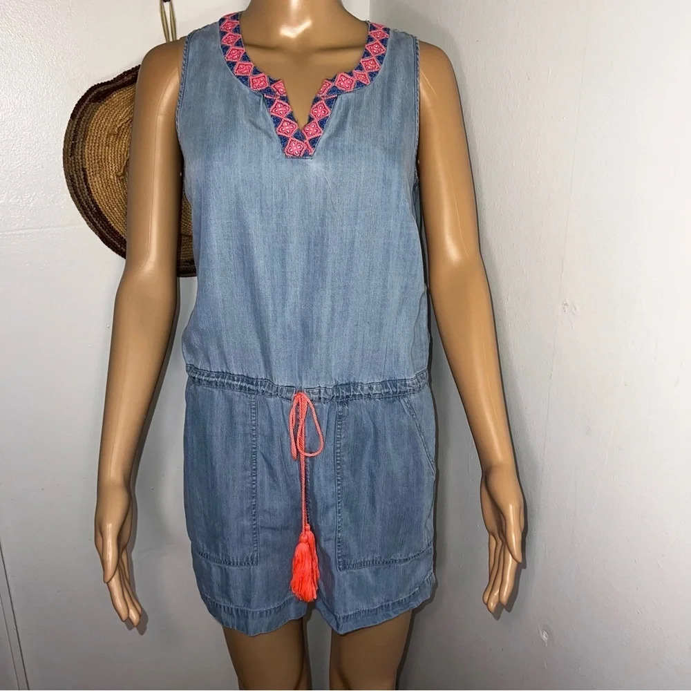 Spenser Jeremy 6 embroidered collar Vneck denim romper pocketed drawstring waist